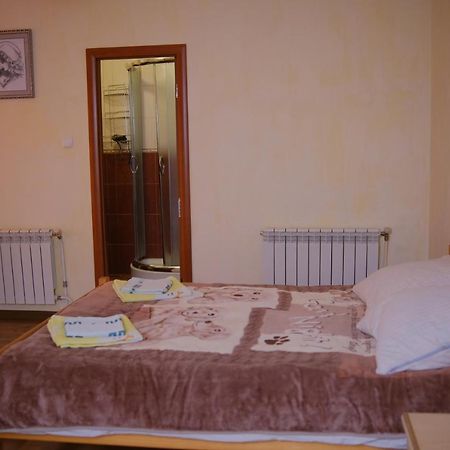 Дідів Рай Hotell Volovets Eksteriør bilde