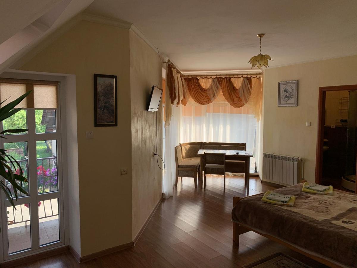 Дідів Рай Hotell Volovets Eksteriør bilde
